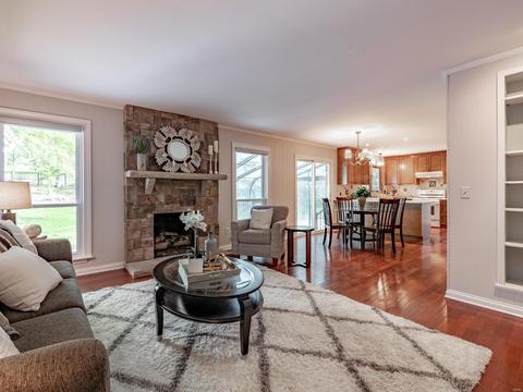 329 Glan Tai, Manchester, MO 63011 photo 2