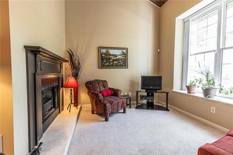 268 Carmel Woods Dr, Ellisville, MO 63021 photo 3