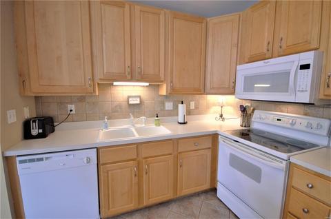 249 Kildare, O'fallon, MO 63366 photo 16