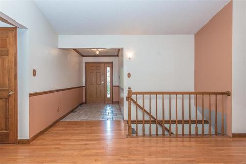 20 Statesman Dr, O'fallon, MO 63368 photo 2