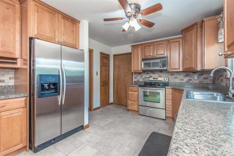 20 Statesman Dr, O'fallon, MO 63368 photo 6