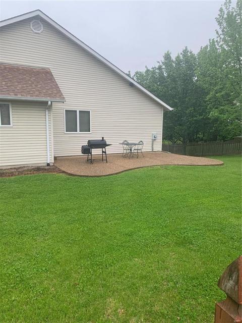 301 Westbrook, O'fallon, MO 63366 photo 3
