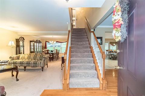 660 Canary Estates Dr, Manchester, MO 63021 photo 3