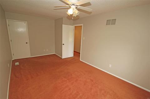 11706 Devonshire Ave, Saint Louis, MO 63131 photo 13