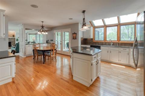 755 Carman Mdws, Manchester, MO 63021 photo 24
