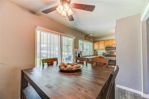 542 Blazedwood Dr, Ballwin, MO 63021 photo 8