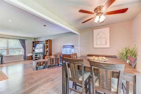 542 Blazedwood Dr, Ballwin, MO 63021 photo 9