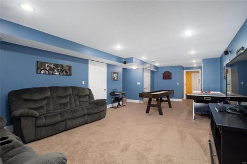 7 N Lang Dr, O'fallon, MO 63366 photo 23