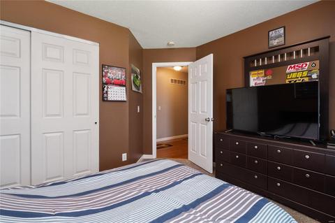 7 N Lang Dr, O'fallon, MO 63366 photo 20