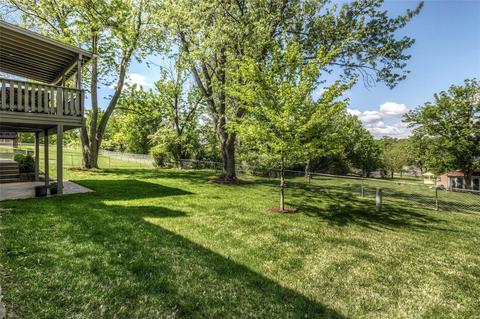 371 Greenmore Dr, Ballwin, MO 63011 photo 32