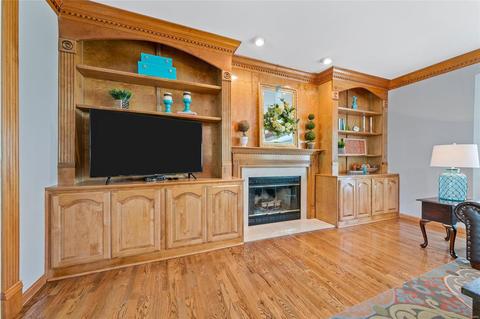 348 Galloway Oaks Dr, Ballwin, MO 63021 photo 7