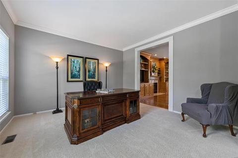 348 Galloway Oaks Dr, Ballwin, MO 63021 photo 4