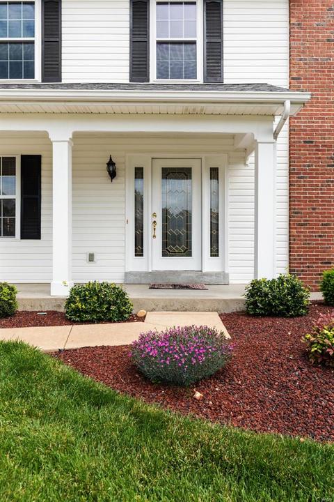 447 Winter Wind Dr, O'fallon, MO 63366 photo 2