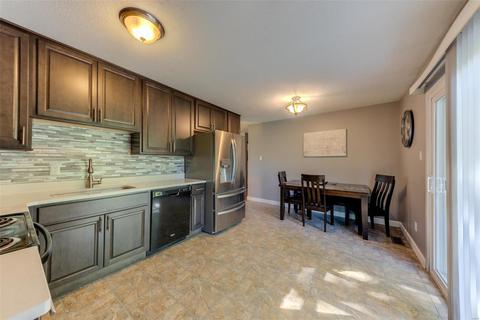 20 S Kern Dr, O'fallon, MO 63366 photo 9