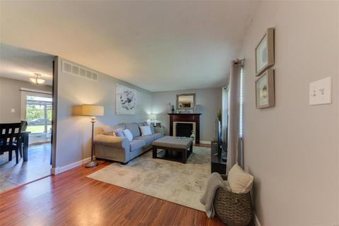 20 S Kern Dr, O'fallon, MO 63366 photo 6