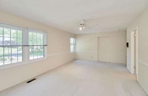 4 Otley Ct, Manchester, MO 63011 photo 9