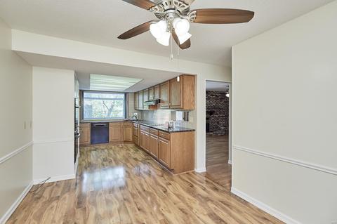 4 Otley Ct, Manchester, MO 63011 photo 16