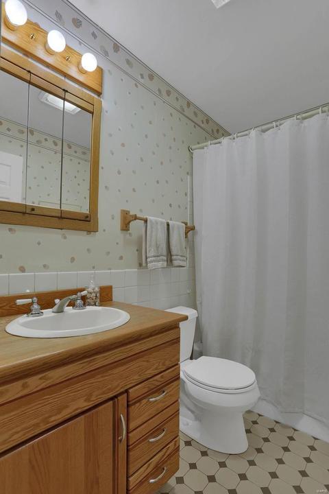 2 Troll Ct, Manchester, MO 63011 photo 15