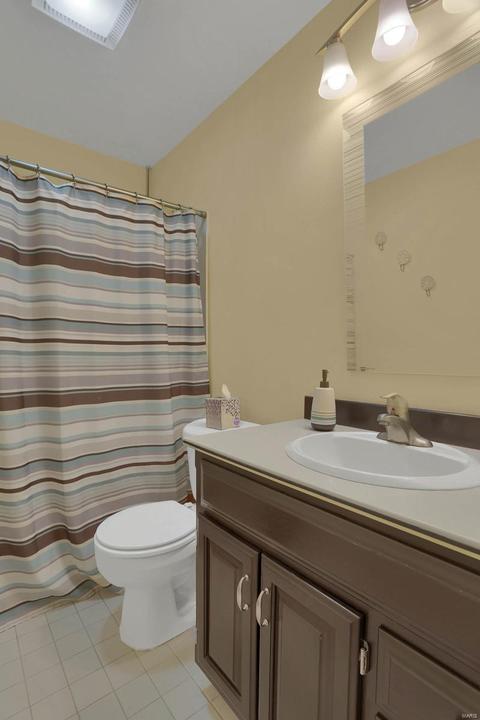 2 Troll Ct, Manchester, MO 63011 photo 22