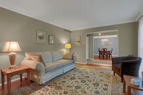 2 Troll Ct, Manchester, MO 63011 photo 4
