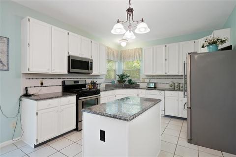 206 Oakwood Terrace Ct, Ballwin, MO 63021 photo 11