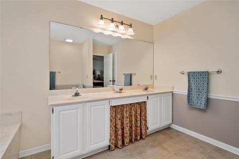 206 Oakwood Terrace Ct, Ballwin, MO 63021 photo 18