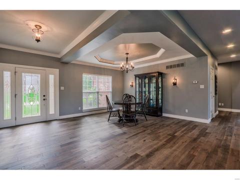 778 Southbrook Forest Ct, Weldon Spring, MO 63304 photo 5