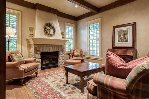 4 Wendover Dr, Saint Louis, MO 63124 photo 9