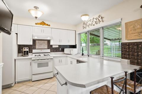 350 Towerwood Dr, Ballwin, MO 63021 photo 6