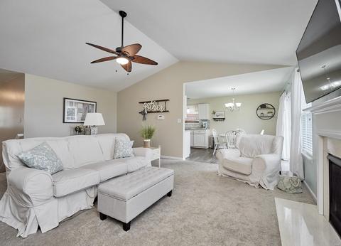 415 Wynchat Dr, O'fallon, MO 63366 photo 4