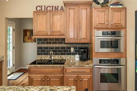 308 Galloway Oaks Dr, Ballwin, MO 63021 photo 8