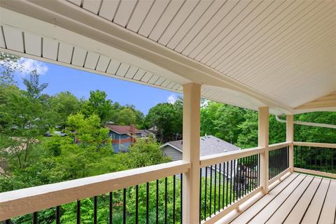 517 Bitterfield Dr, Ballwin, MO 63011 photo 3