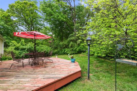 517 Bitterfield Dr, Ballwin, MO 63011 photo 5