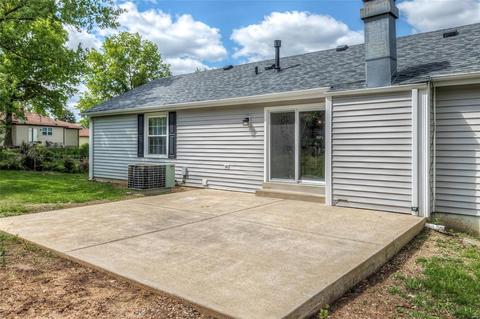 126 Caravel Ct, Ballwin, MO 63021 photo 29