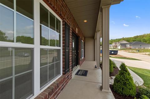 5147 Greensfelder Valley Ct, Eureka, MO 63025 photo 2