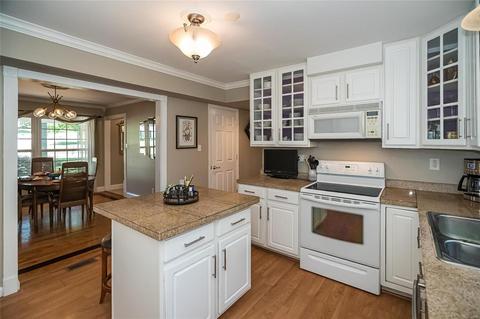246 Pine Tree Ln, Ballwin, MO 63011 photo 15
