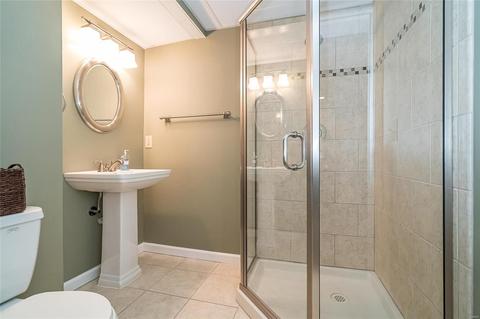 309 Arbor Gln, Ballwin, MO 63021 photo 28
