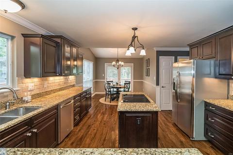 309 Arbor Gln, Ballwin, MO 63021 photo 10