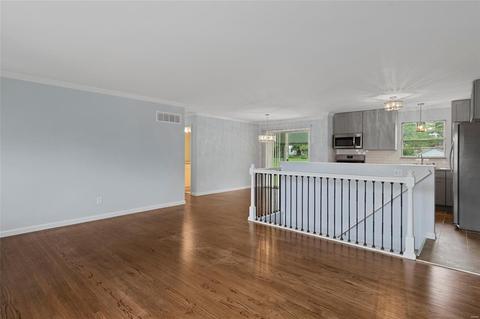1375 Marsh Ave, Ellisville, MO 63011 photo 5