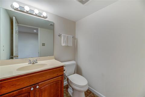 954 Castle Pines Dr, Ballwin, MO 63021 photo 24