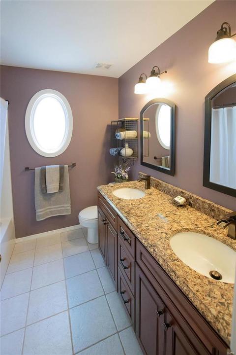 742 Mark Wesley Ln, Ballwin, MO 63021 photo 24