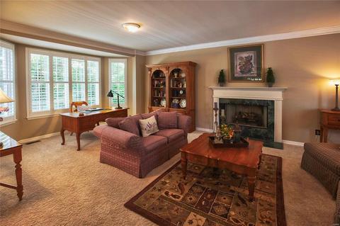 742 Mark Wesley Ln, Ballwin, MO 63021 photo 14