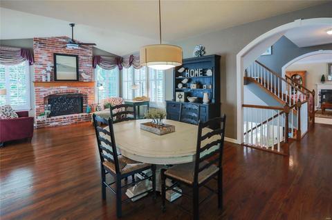 742 Mark Wesley Ln, Ballwin, MO 63021 photo 11