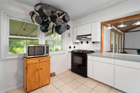 144 Brookside, Ballwin, MO 63021 photo 9