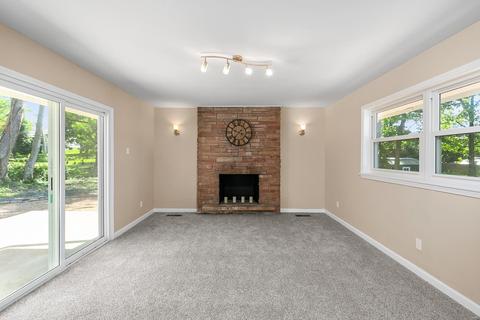 306 Spring Meadows Dr, Manchester, MO 63011 photo 8