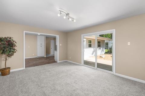 306 Spring Meadows Dr, Manchester, MO 63011 photo 9