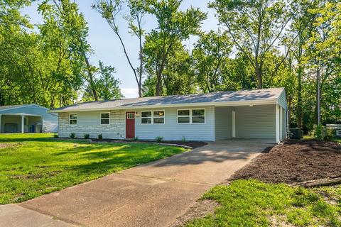 306 Spring Meadows Dr, Manchester, MO 63011 photo 1