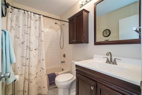 523 Charoak Dr, Ballwin, MO 63021 photo 29