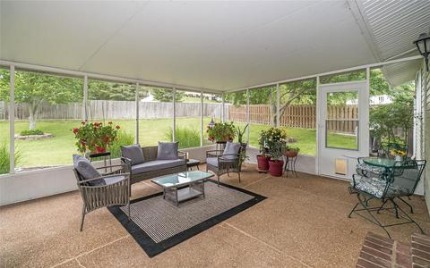 523 Charoak Dr, Ballwin, MO 63021 photo 24