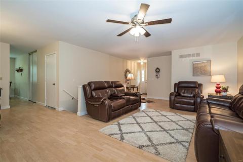 523 Charoak Dr, Ballwin, MO 63021 photo 12